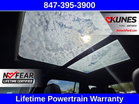 Used 2024 Chevrolet Traverse RS AWD/4WD image 55