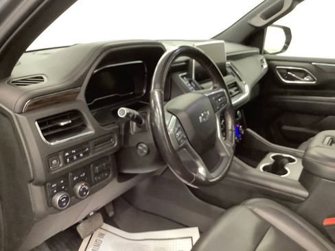 Used 2022 Chevrolet Tahoe Z71 w/ Z71 Off-Road Package AWD/4WD image 13