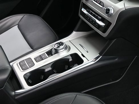 Used 2023 Ford Explorer XLT w/ Equipment Group 202A image 34