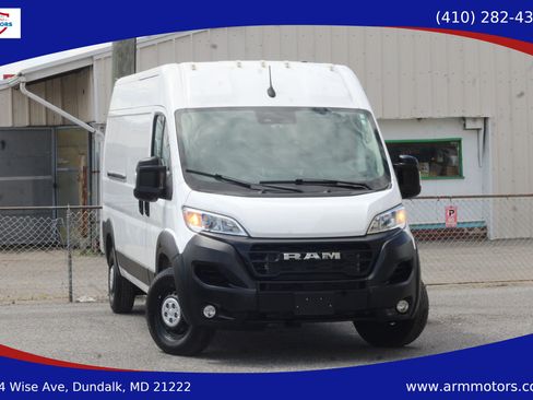 Used 2025 RAM ProMaster 2500 w/ Convenience Group FWD image 1