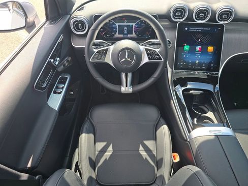 Certified 2026 Mercedes-Benz GLC 300 4MATIC image 27