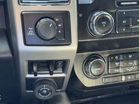 Used 2021 Ford F250 Lariat AWD/4WD image 17