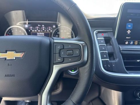 Used 2021 Chevrolet Tahoe Premier w/ Premium Package AWD/4WD image 19