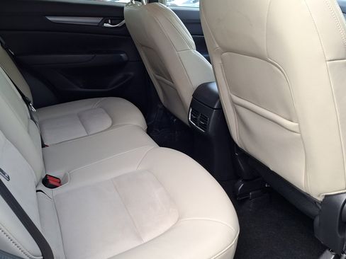 Used 2019 MAZDA CX-5 Touring FWD image 22
