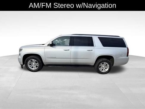 Certified 2019 Chevrolet Suburban LT AWD/4WD image 4