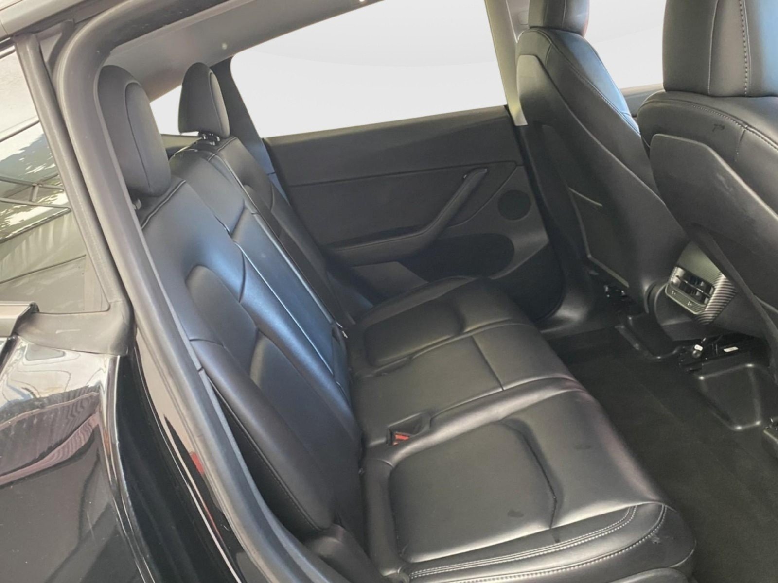 Used 2023 Tesla Model Y Long Range AWD/4WD image 11