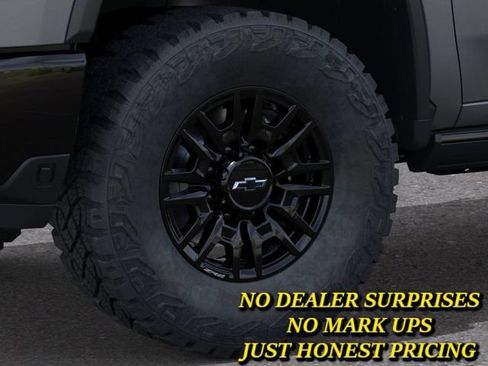 New 2026 Chevrolet Silverado 2500 ZR2 AWD/4WD image 9