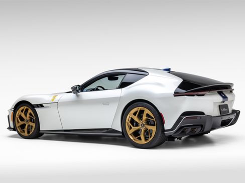 Used 2025 Ferrari 12Cilindri RWD image 42