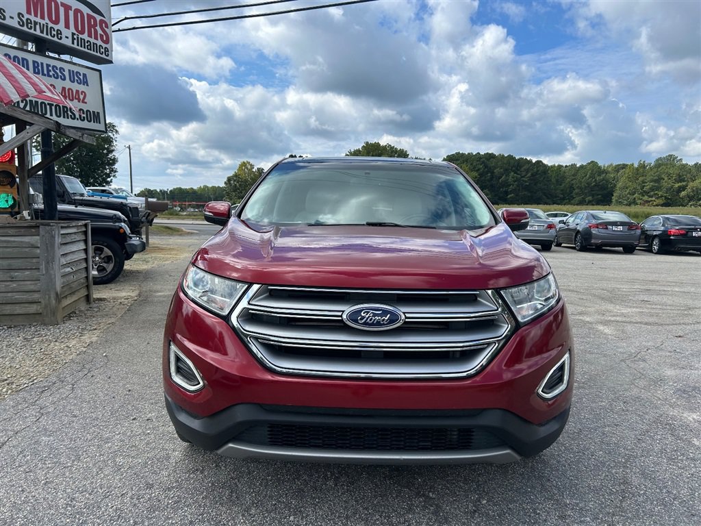 Used 2017 Ford Edge Titanium w/ Equipment Group 301A FWD image 8