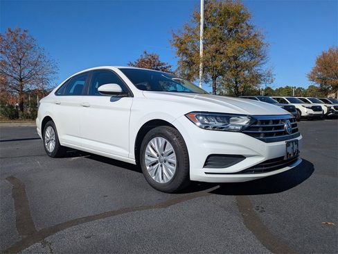 Used 2019 Volkswagen Jetta S w/ Driver Assistance Package image 3