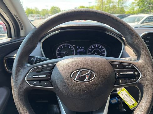 Used 2019 Hyundai Santa Fe SE AWD/4WD image 25