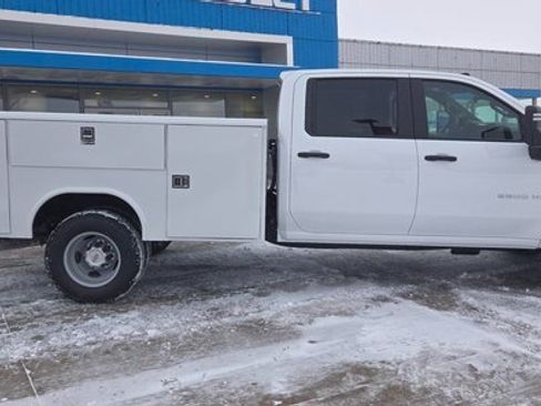 New 2026 Chevrolet Silverado 3500 W/T w/ WT Convenience Package image 3