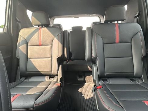 New 2026 Chevrolet Traverse RS w/ LPO, Floor Liner Package image 25