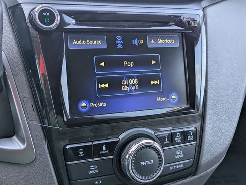 Used 2016 Honda Odyssey Touring image 19