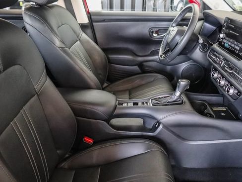 Certified 2024 Honda HR-V EX-L image 18