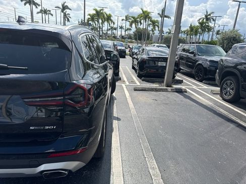 Used 2024 BMW X3 sDrive30i w/ Premium Package RWD image 9