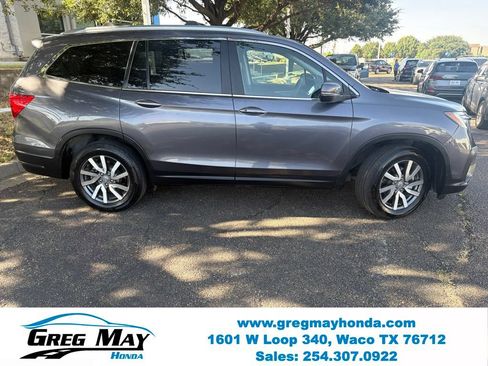 Used 2021 Honda Pilot EX image 2