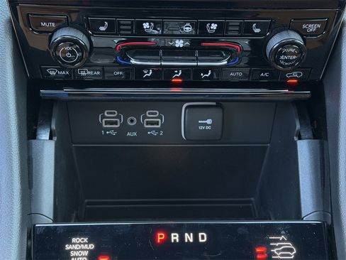 New 2025 Jeep Grand Cherokee L Summit w/ Obsidian Package image 16