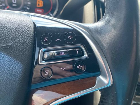 Used 2019 Cadillac Escalade Luxury RWD image 29