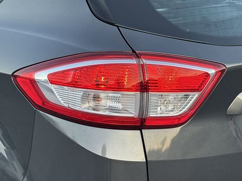 Used 2017 Ford C-MAX SE image 7