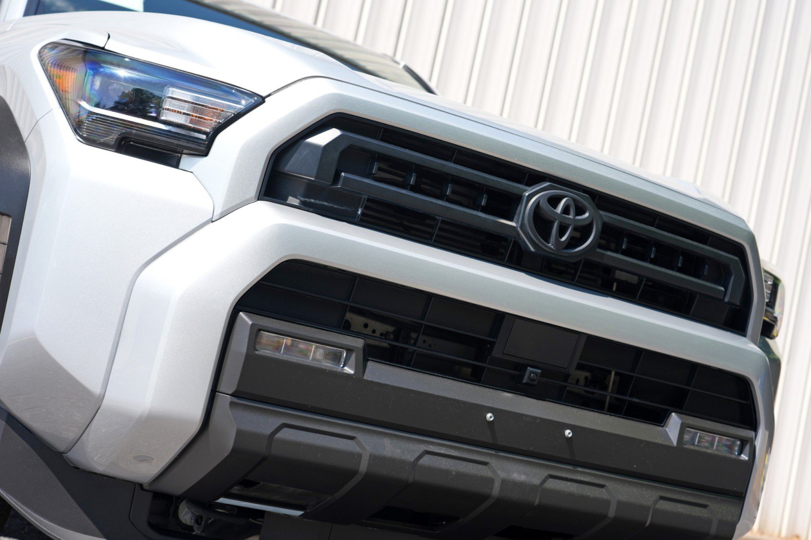 Used 2025 Toyota 4Runner SR5 RWD image 54