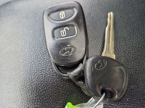 Used 2009 Hyundai Santa Fe Limited FWD image 34