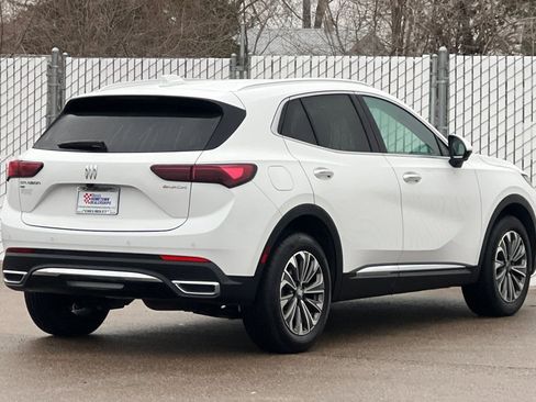 Used 2024 Buick Envision Preferred image 4