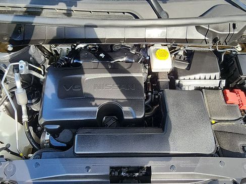 Used 2024 Nissan Pathfinder Platinum w/ Cargo Package image 23