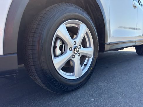 Used 2023 MAZDA CX-5 AWD 2.5 S w/ Select Package image 17