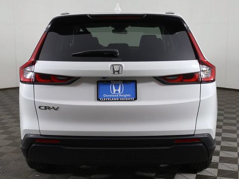 Used 2024 Honda CR-V EX image 11
