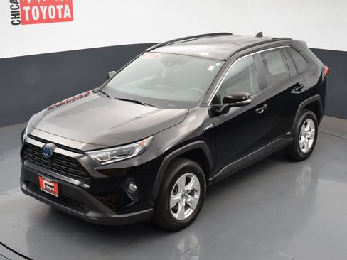 Used 2021 Toyota RAV4 XLE w/ Convenience Package AWD/4WD image 26