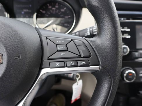 Used 2018 Nissan Rogue Sport FWD image 8