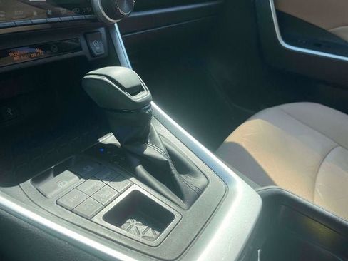 Used 2020 Toyota RAV4 XLE w/ All Weather Liner Package AWD/4WD image 32