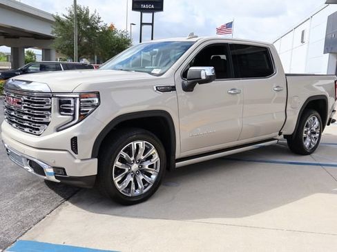 New 2026 GMC Sierra 1500 Denali w/ Denali Reserve Package AWD/4WD image 3