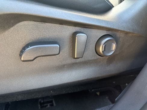 Used 2023 Subaru Forester Limited image 17