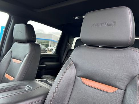 Used 2021 GMC Sierra 2500 AT4 w/ AT4 Premium Plus Package AWD/4WD image 22