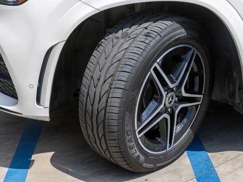 Used 2020 Mercedes-Benz GLE 450 4MATIC image 40