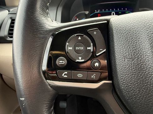 Used 2020 Honda Pilot Touring image 14