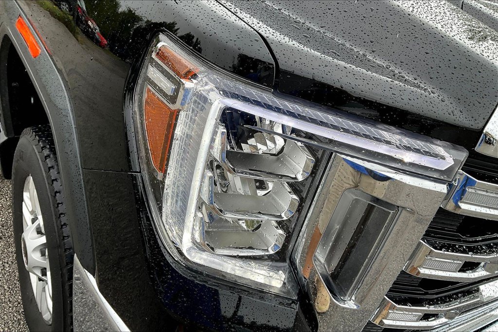 Used 2022 GMC Sierra 2500 SLE w/ Preferred Package AWD/4WD image 26