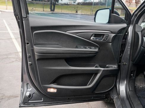 Used 2021 Honda Ridgeline RTL-E image 9