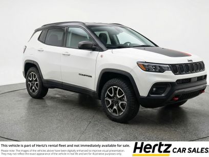 Used 2025 Jeep Compass Trailhawk