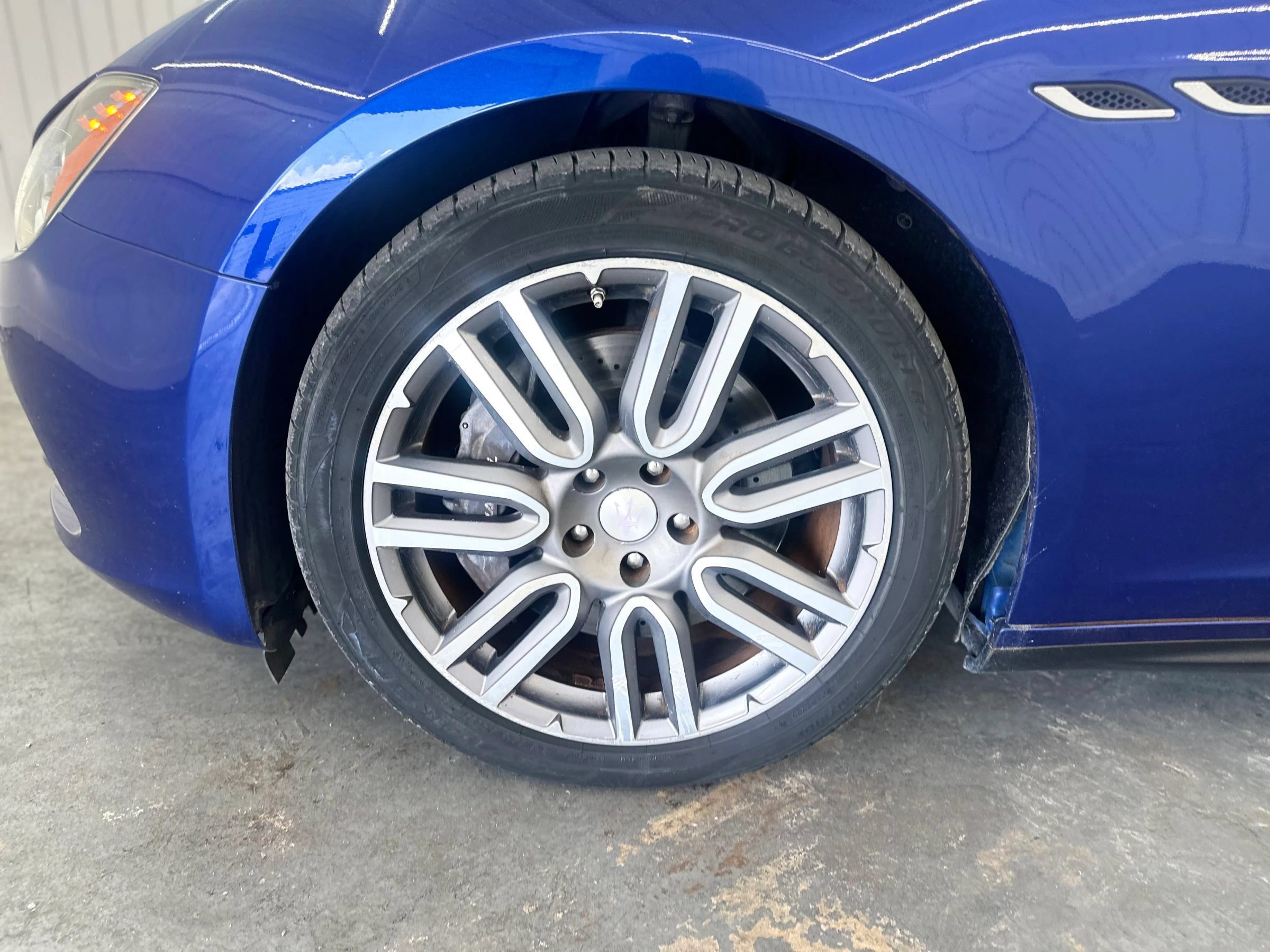 Used 2015 Maserati Ghibli RWD image 9