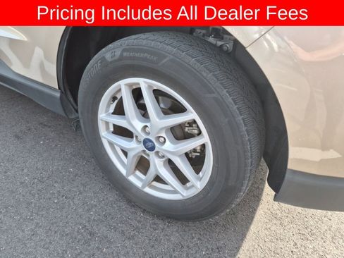 Used 2021 Ford Edge SEL w/ Convenience Package FWD image 14