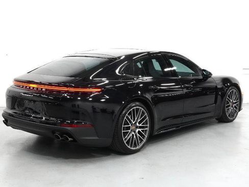 Used 2024 Porsche Panamera 4 image 4
