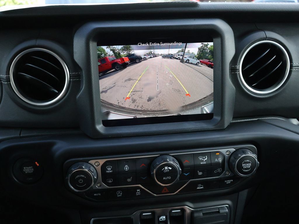 Used 2023 Jeep Wrangler Unlimited Sahara w/ LED Lighting Group AWD/4WD image 23