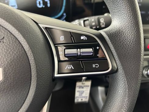 Used 2024 Kia Seltos LX AWD/4WD image 17