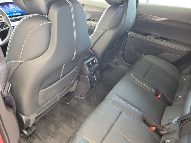 Used 2025 Cadillac Optiq Sport 2 w/ LPO, Floor Liner Package AWD/4WD image 22