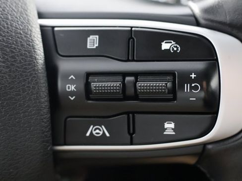 Used 2023 Kia Sportage SX image 12