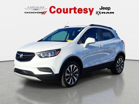 Used 2022 Buick Encore Preferred AWD/4WD image 8