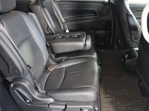 Used 2023 Honda Odyssey Touring image 24